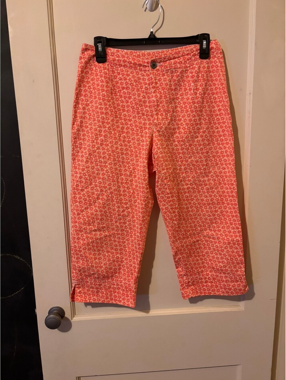 Liz Claiborne Petite Floral Capri Pants